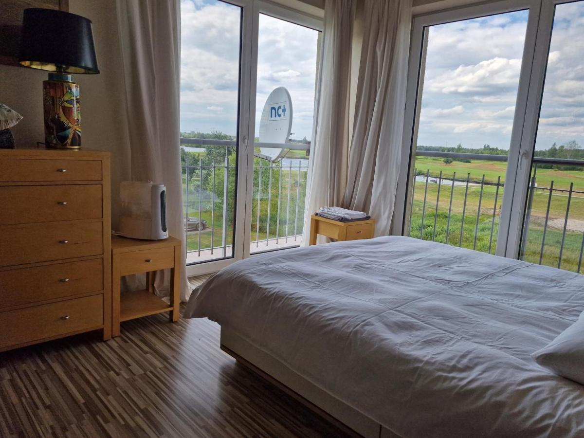 Apartgolf Sobienie Krolewskie Sobienie Szlacheckie Exteriér fotografie