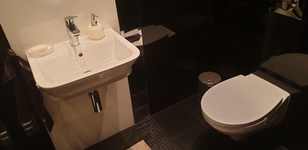 Apartgolf Sobienie Krolewskie Sobienie Szlacheckie Exteriér fotografie